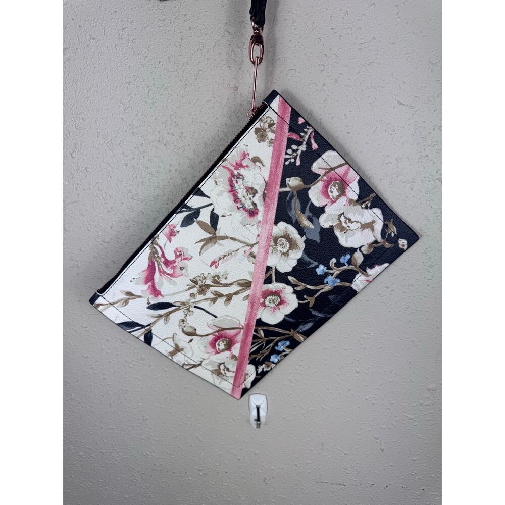 White House Black Market Floral Clutch - Picture 3 of 8